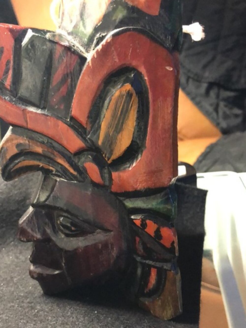 Hand Carved African Mask eagle on top of the head - Picture 4 of 5